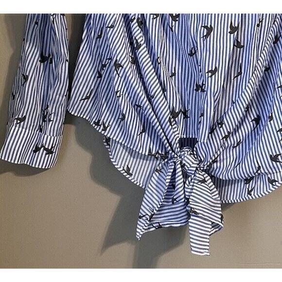 Express Blue Striped Bird Off Shoulder Shirt Blouse Top Size Small Peasant Crop - Picture 2 of 13